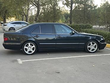 210 mers: Mercedes-Benz E-Class: 2000 г., 3.2 л, Автомат, Бензин, Седан — 5