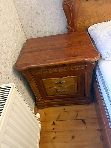 barokko: Klassik üslubda yataq otağı dəsti Komplekt: - İki nəfərlik çarpayı — 5