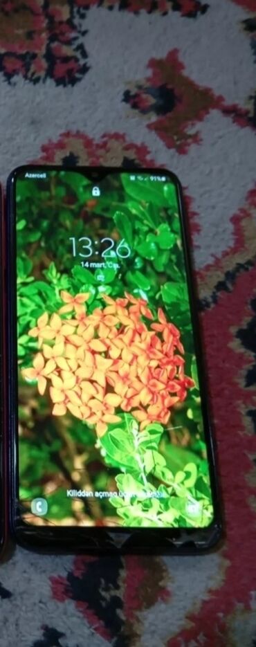 телефон fly li lon 3 7 v: Samsung A10, 32 ГБ, цвет - Голубой, Битый, Сенсорный, Две SIM карты