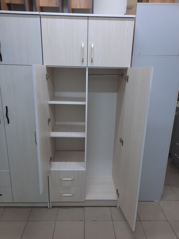 Комоды для одежды: Комод для одежды, Новый, Без зеркала, ЛДСП, цвет - Белый, Бесплатная доставка — 18