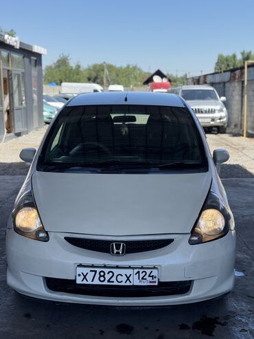 авто в рассрочку без первоначального взноса: Honda Fit: 2001 г., 1.3 л, Вариатор, Бензин, Хетчбек