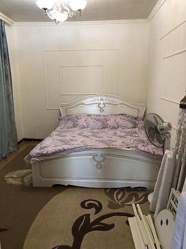 Долгосрочная аренда домов: 300 м², 6 комнат — 6