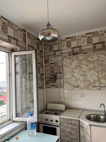 сдается комната кок жар: 1 комната, 32 м², 105 серия, 8 этаж, Косметический ремонт