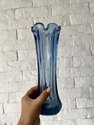стеклянную вазу: Ваза Красивого интересного цвета электрик Советская хорошего