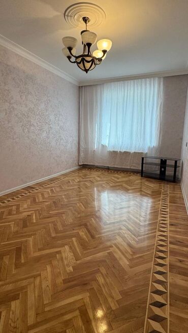 Köhnə tikili: Bakı, 4 otaqlı, Köhnə tikili, m. Elmlər Akademiyası, 108 kv. m -da lalafo.az — 5 Köhnə tikili: Bakı, 4 otaqlı, Köhnə tikili, m. Elmlər Akademiyası, 108 kv. m — 5