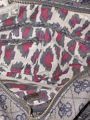 Torbe: Torba za rame, Guess, Materijal: Platno — 14