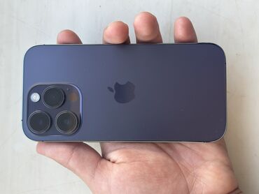 продажа iphone 14: IPhone 14 Pro, Б/у, 256 ГБ, Deep Purple, Защитное стекло, Чехол, 86 %