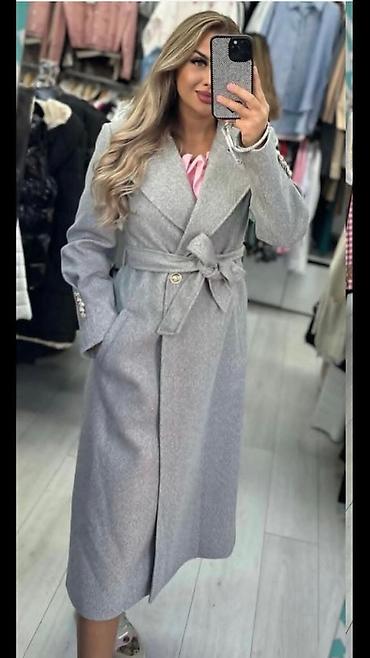 Kaputi: Kaput 
60% polyster. 40% viscose
 36.38.40.42. 
Cena 5900 din — 5