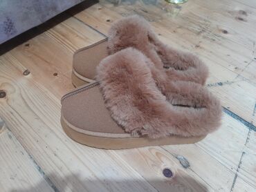 planet obuća gležnjače: Ugg papuče, bоја - Braon, 39