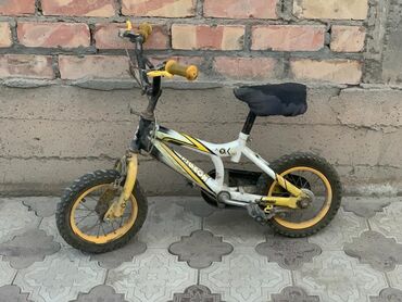 детский велосипед yosemite: Продаю Велосипеды 3шт хорошем состоянии Желтый мал 1000с Средний крас