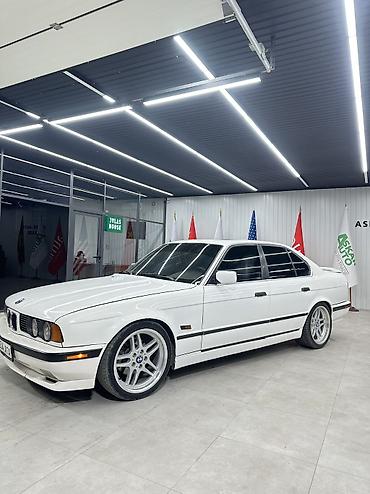 BMW: BMW 525: 1990 г., 2.8 л, Механика, Бензин, Седан — 2