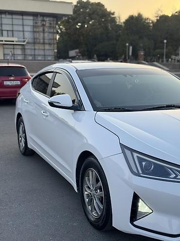 jac aion: Hyundai Avante: 2018 г., 1.6 л, Автомат, Бензин, Седан — 4