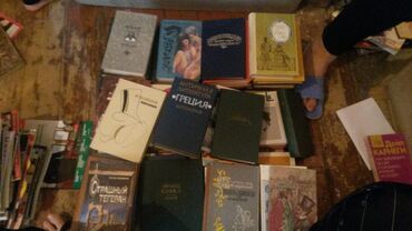 Bədii ədəbiyyat: Kitablar topdan alana1manatdan — 8