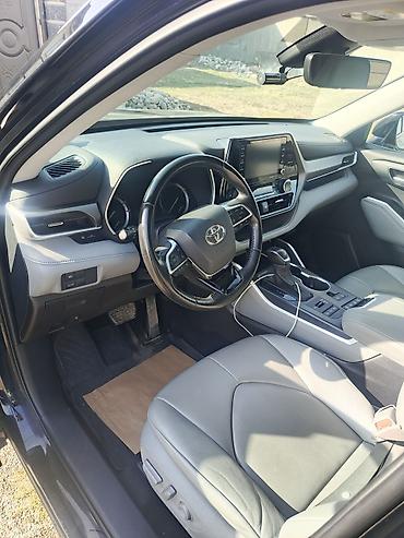 Toyota: Toyota Highlander: 2021 г., 3.5 л, Автомат, Бензин, Кроссовер — 7