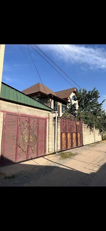 Продажа коттеджей и домов: Продаю добротный дом СЕРЬЕЗНЫМ ЕСТЬ ТОРГ!! 🗺️Алтын Ордо ленинский at lalafo.kg — 1 Продажа коттеджей и домов: Продаю добротный дом СЕРЬЕЗНЫМ ЕСТЬ ТОРГ!! 🗺️Алтын Ордо ленинский — 1