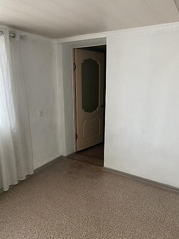 Долгосрочная аренда домов: 70 м², 3 комнаты — 7
