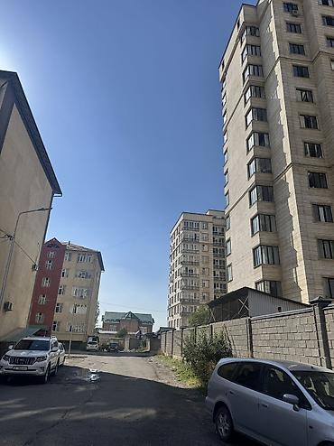 рассрочка продаю: Ош шаары арендага берилет Салиева 48 а -скалад -полкалар -парковка — 3