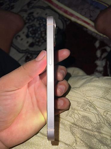 iphone c: IPhone 13, Б/у, 256 ГБ, Белый, 76 % — 2