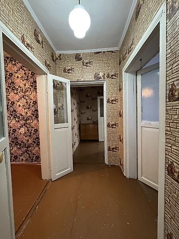 Продажа коттеджей и домов: ✨Продаётся дом в г. Шопоков✨ 🏡Характеристики: • Участок - 7 соток • — 8