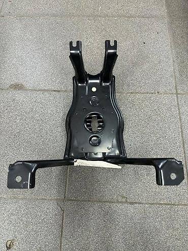 wurth kraljevo: NOSAC REZERVNOG TOCKA ZA AUDI A4 - 8W0802715A | Nosac rezervnog — 2