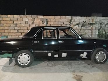 QAZ: GAZ Volga sedan – qara rəng Xüsusiyyətlər: - Kuzov: 4 qapılı sedan - — 6
