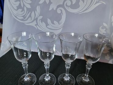Čaše: Case vintaz,kristal za vino bohemija. Case komada 4 u na lalafo.rs — 4 Čaše: Case vintaz,kristal za vino bohemija. Case komada 4 u — 4