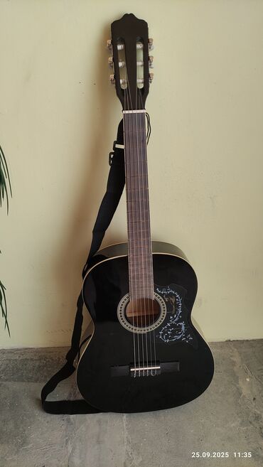 nerd taxta sekilleri: Klassik gitara, Yeni