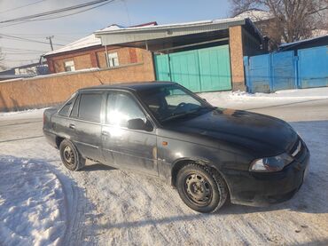 Daewoo: Daewoo Nexia: 2011 г., 1.6 л, Механика, Бензин, Седан