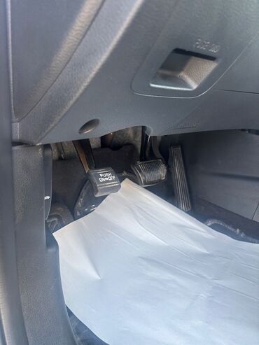 Avtomobil alışı: Əzik, vuruğu yoxdur. Şəhərə işə və evə sürülüb. Səliqəli saxlanılıb — 13