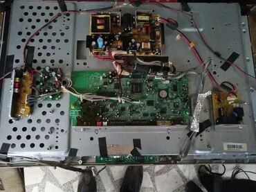 Aksesoari za TV i video: Universum &Seg 32" Lcd tv u delovimaVestel 17MB11-6 130505 main — 12