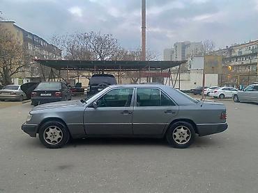 Nəqliyyat: Mercedes-Benz E 230: 2.3 l | 1992 il Sedan — 5