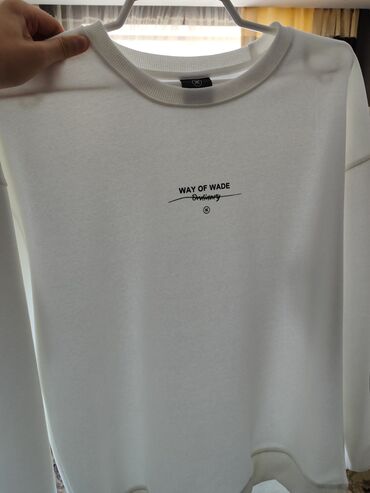 оригинал футболки: Li ning original толстовка 2xl новая,причина продажи размер не подошёл