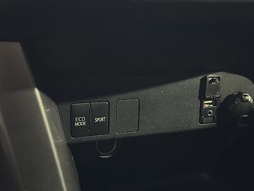 Toyota: Toyota RAV4: 2017 г., 2.5 л, Бензин, Кроссовер — 13
