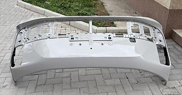 l6 машина: Передний бампер для Li Auto L6. 
Б/у, оригинал — 1