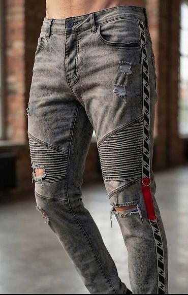 sjajne pantalone: Muške slim-fit farmerke – siva isprana nijansa sa urbanim detaljima - — 1