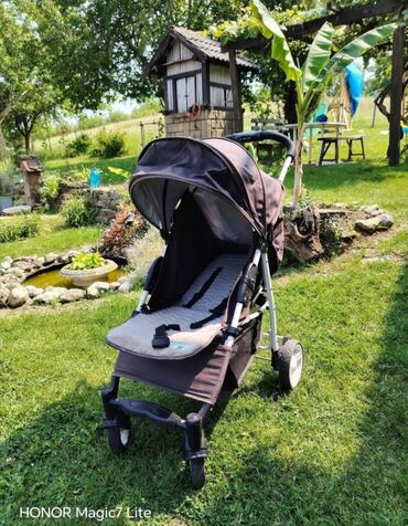 igračke za devojčice od 4 godine: -Puerri kolica od rodjenja pa do 15kg -Sigurnosni sistem pojaseva sa