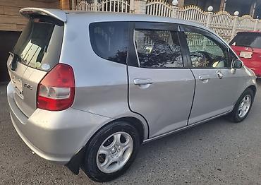 Honda: Honda Fit: 2002 г., 1.3 л, Вариатор, Бензин, Седан — 6