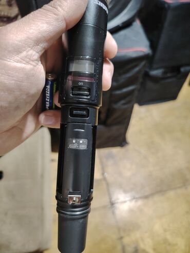 Səsgücləndiricilər, qulaqlıqlar və mikrofonlar: Shure QLXD4 simsiz mikrofon qəbuledicisi - Model: QLXD4 (Q51 — 17