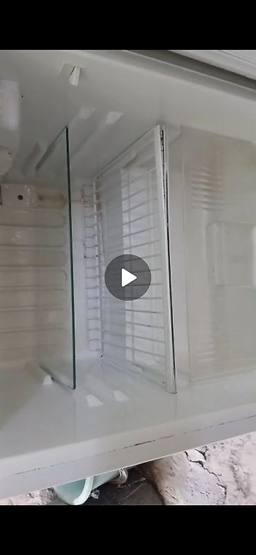 Бытовая техника: Холодильник Midea, Б/у, Двухкамерный, Low frost, 50 * 80 * 50 — 3