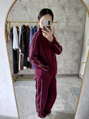 женский кошелек на молнии: Женский спортивный костюм с кантами - Комплект: олимпийка на молнии +