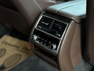 BMW: BMW 7 series: 2018 г., Седан — 15