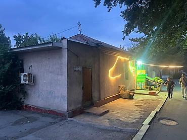 ленский: Продаю дом или участок под бизнес,вдоль дороги угловой точный адрес — 6