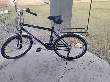 ildirim oturucu: STELS Pilot şəhər/trek velosipedi - Rəng: qara-mavi, gümüşü — 2