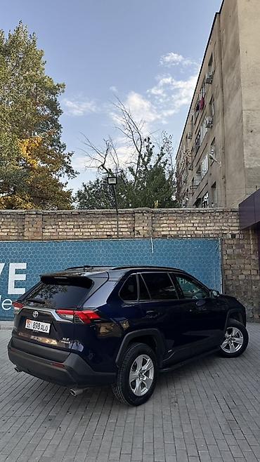 rav4 se: Toyota RAV4: 2019 г., 2.5 л, Автомат, Гибрид, Кроссовер — 3
