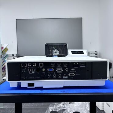 Proyektorlar: İşlənmiş Stasionar Proyektor Ödənişli çatdırılma — 23