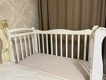 электробайк детский: Манеж-кровать, Б/у, С комодом, Дерево