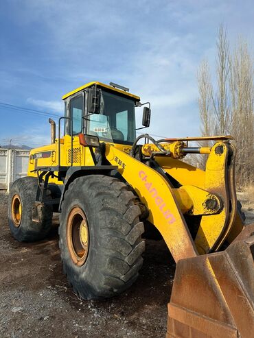 Атайын техника: Жүктөгүч, Komatsu, 2013 г., Дөңгөлөктүү, Фронталдык