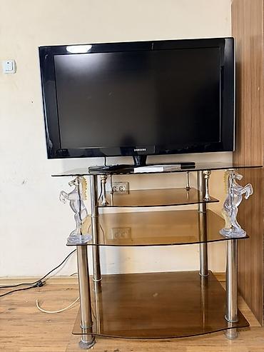 pl 4: Телевизор Samsung LCD 40" + тумба под телевизор всё вместе за 8100 — 1