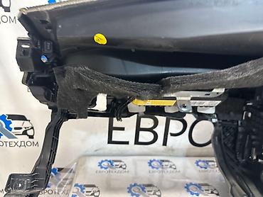 Панели, обшивки: Торпедо Mercedes-Benz 2013 г., Б/у, Оригинал, Германия — 12