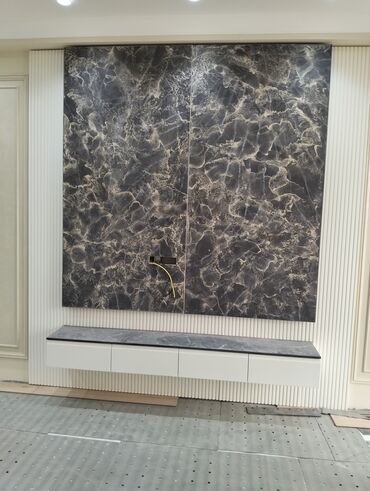 Sifarişlə dolablar: Düz dolab, Qonaq otağı üçün, Qarderob, Açılan, Quraşdırıla bilən, 4 qapılı — 4